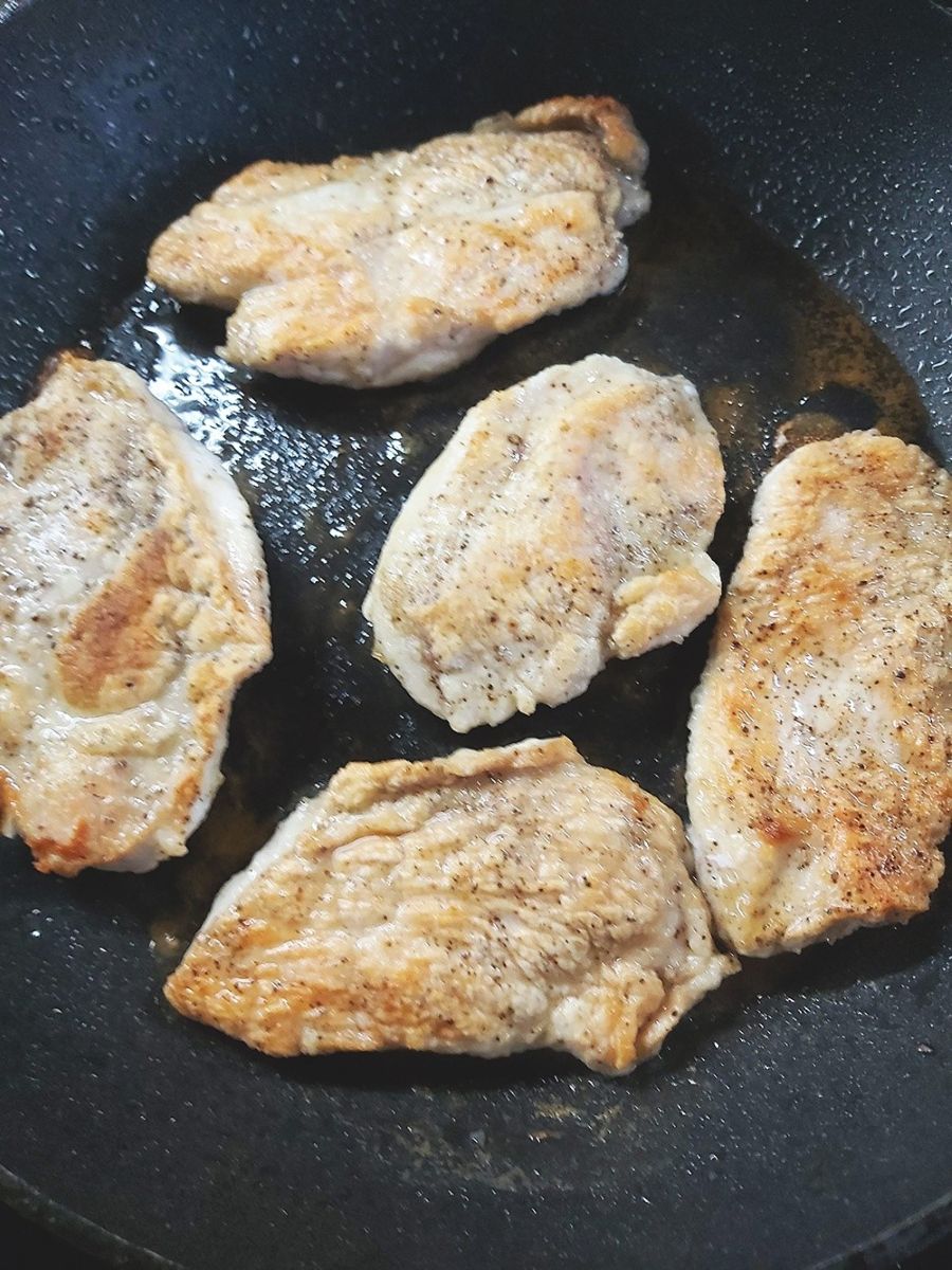 Куряче філе у вершковому соусі