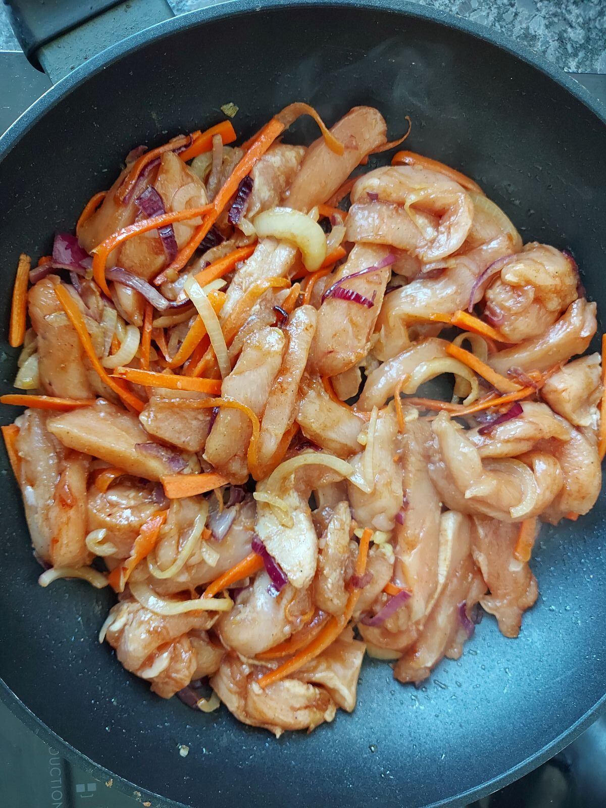 Куряче філе з овочами