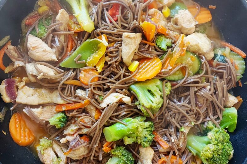 Куряче філе з овочами