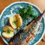 Запечена скумбрія в духовці